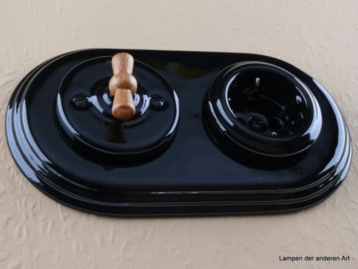 Garby Colonial 2fach Kombination, Aus-Wechsel-Porzellandrehschalter schwarz,  Knebel Holz Buche honigfarben, Steckdoseneinsatz Porzellan schwarz
